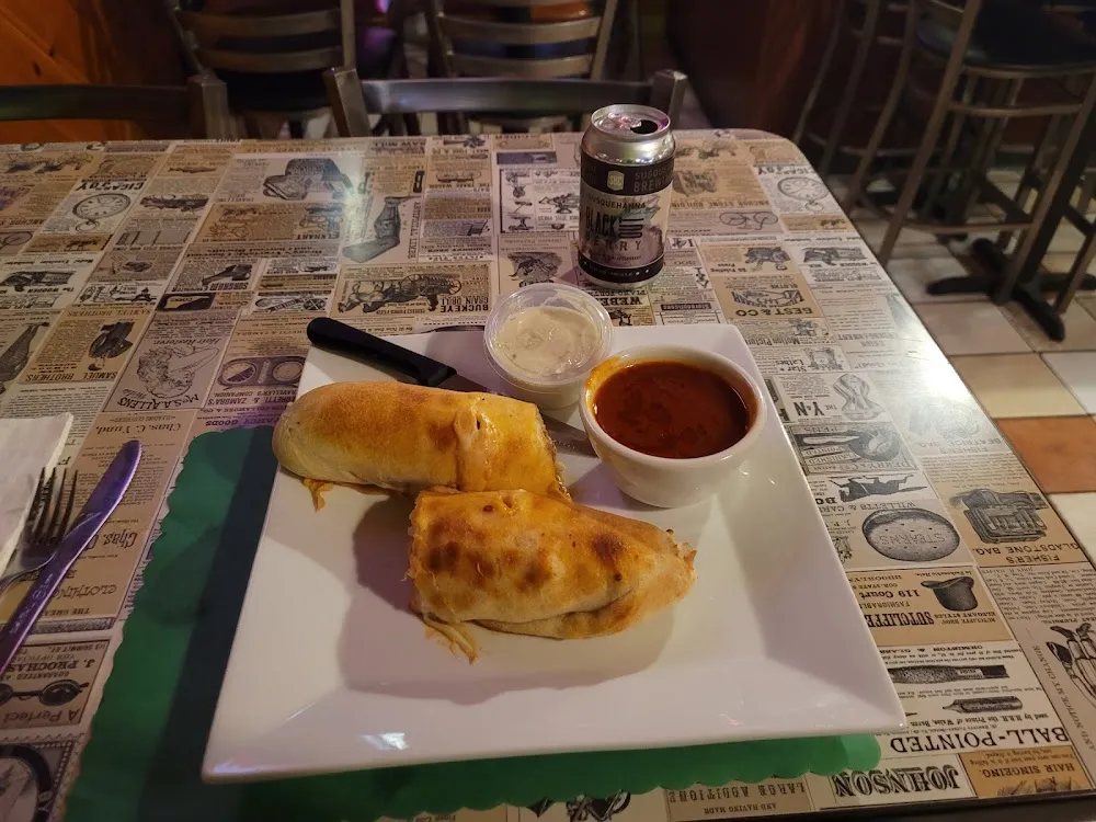 Chicken Wing Pizza Round