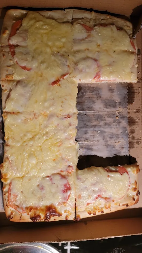 Square Extra Cheese